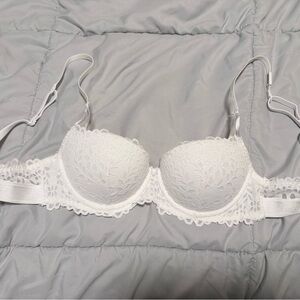 PINK Victoria's Secret White Lace Balconette Bra